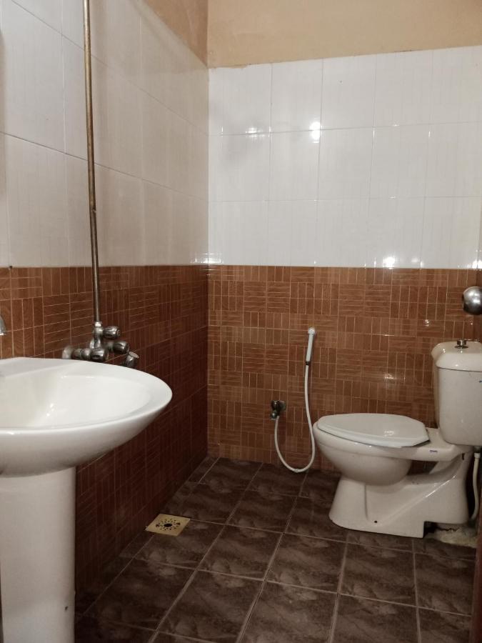 Moon Soon Hotel Lahore Bilik gambar